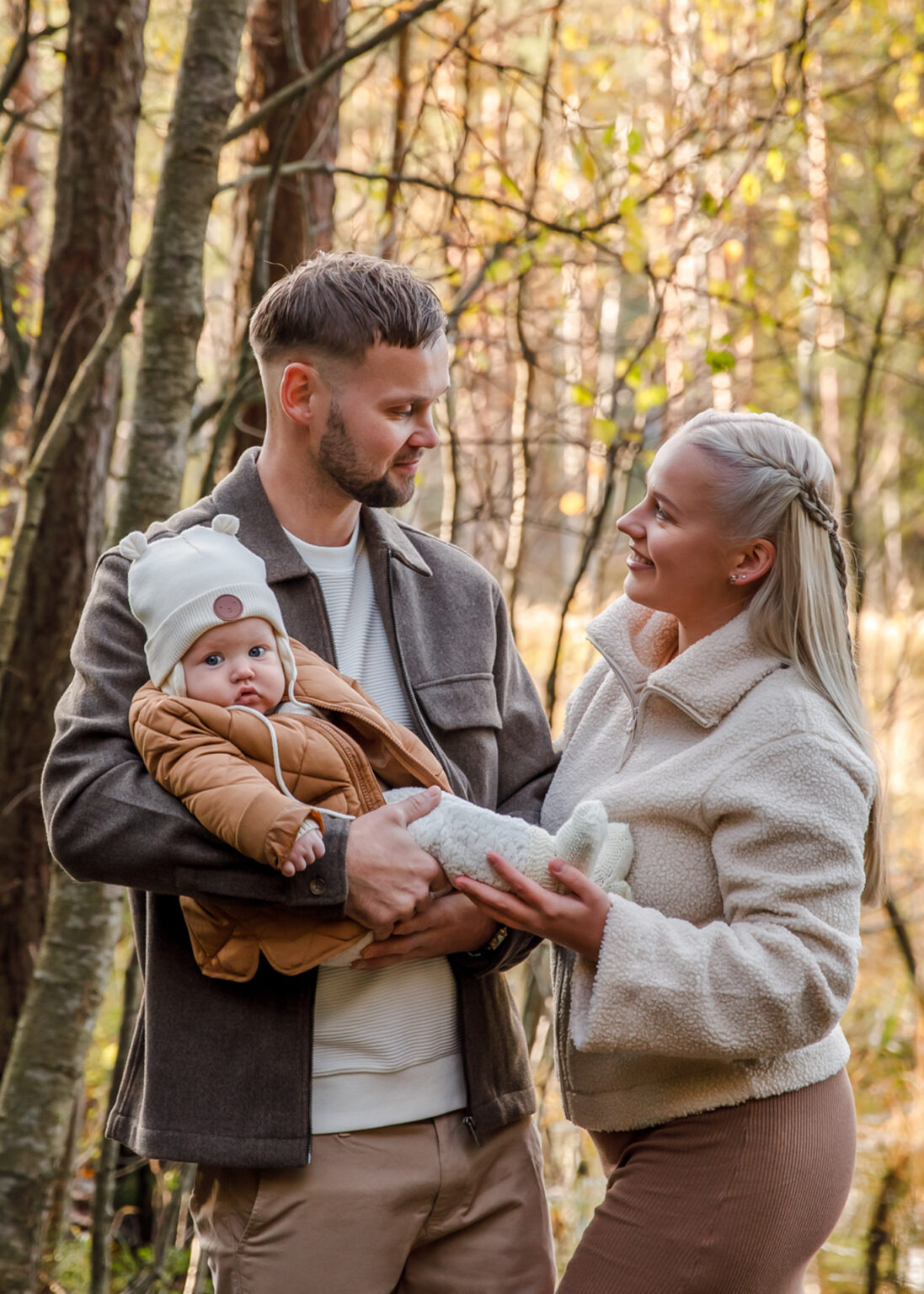familyphotography-family-baby-couple-lake-finland-suomi-nuuksio